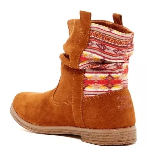 TOMS big girl New Laurel Slouch Ankle Bootie - Picture 2 of 5